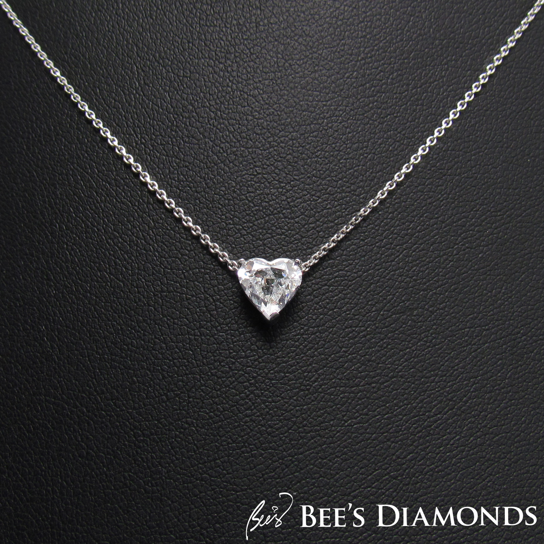 Heart shape diamond solitaire pendant, fixed chain