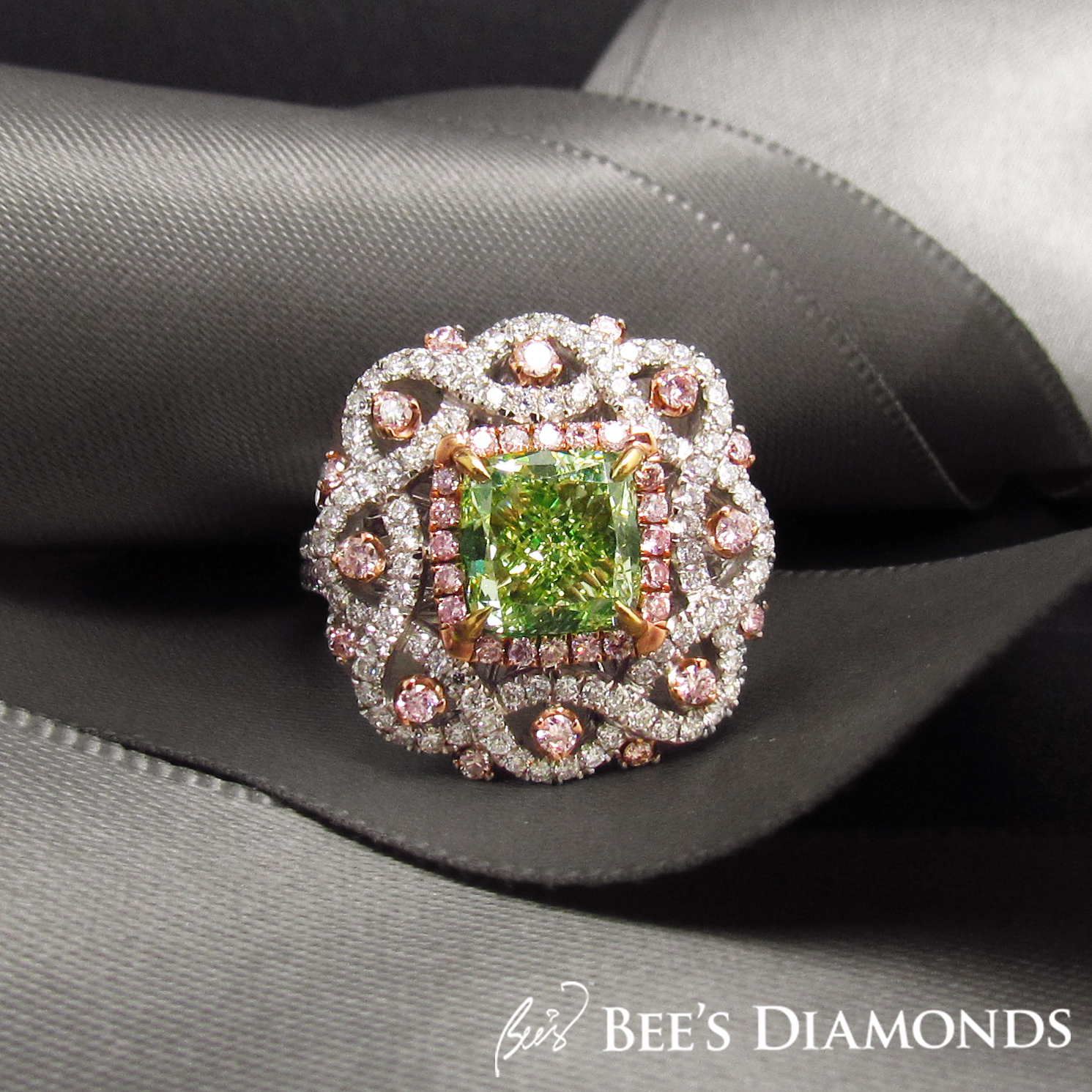 Green diamond with pink diamond halo | Bee's Diamonds