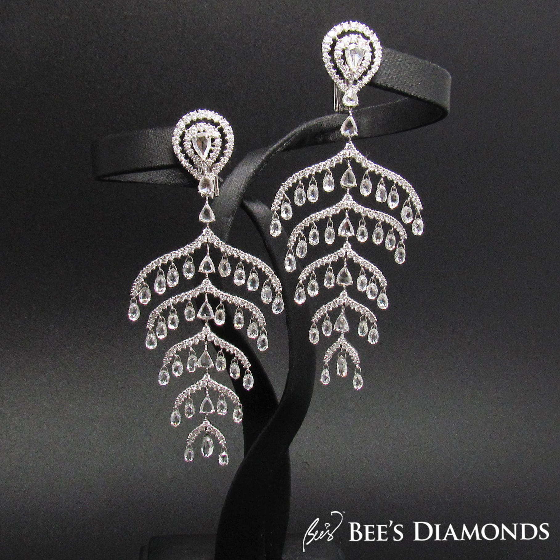 Earrings with small drops of briolette diamonds | Bee's Diamonds