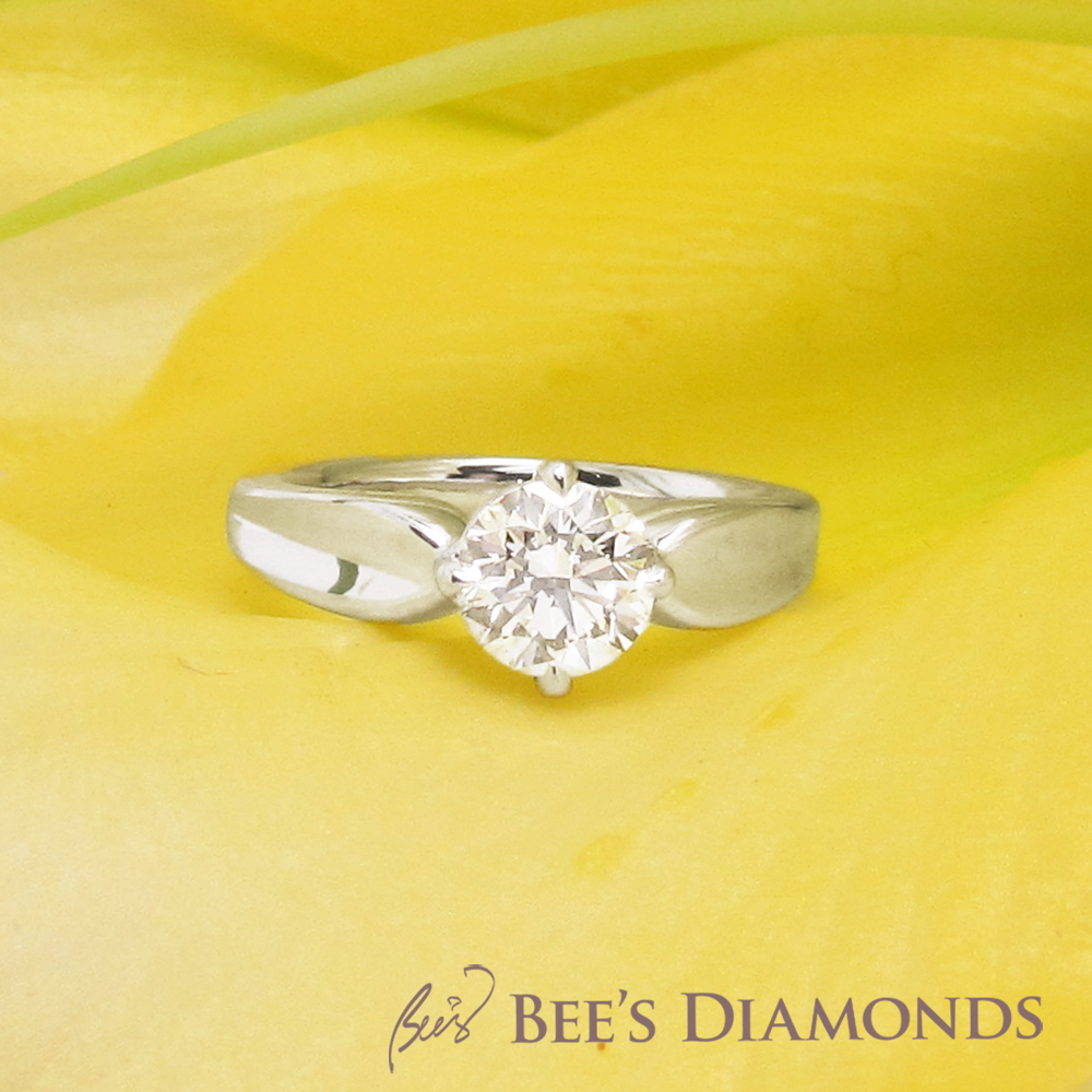 Engagement Ring –White Diamonds, Round| Bee’s Diamonds
